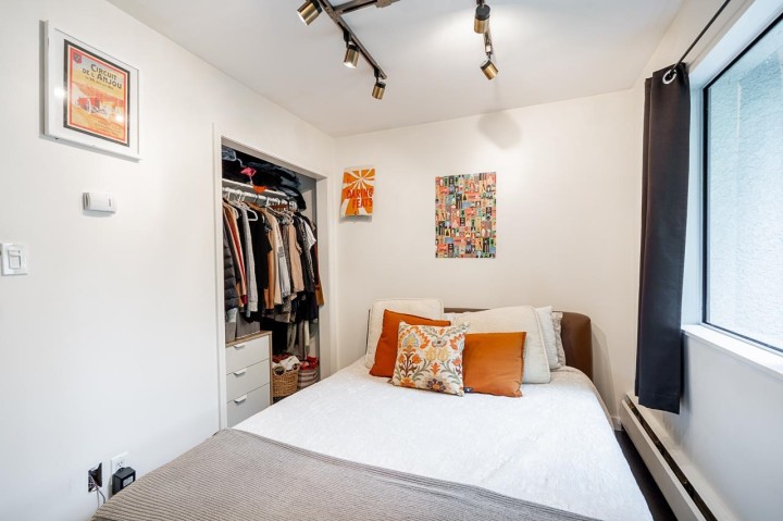 Photo 18 at 302 - 138 Templeton Drive, Hastings, Vancouver East