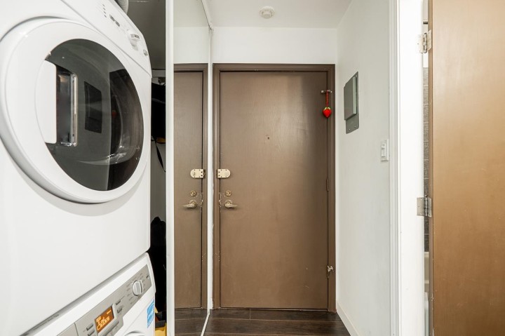 Photo 21 at 302 - 138 Templeton Drive, Hastings, Vancouver East