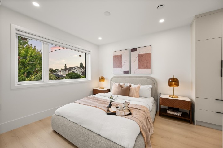 Photo 4 at 3430 Mons Drive, Renfrew Heights, Vancouver East