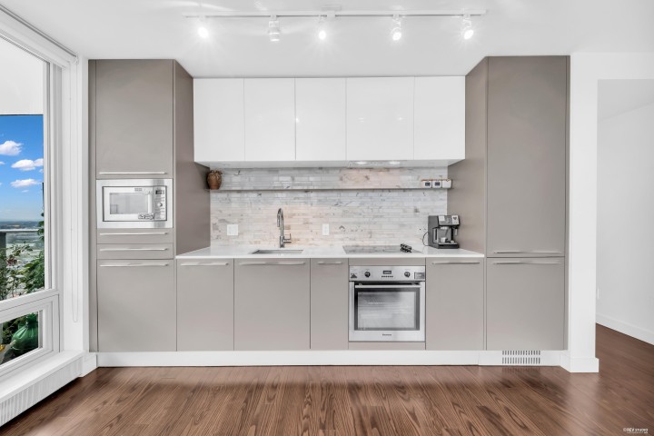 Photo 7 at 2304 - 8131 Nunavut Lane, Marpole, Vancouver West