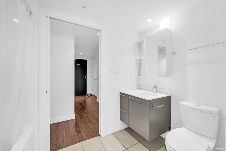 Photo 14 at 2304 - 8131 Nunavut Lane, Marpole, Vancouver West