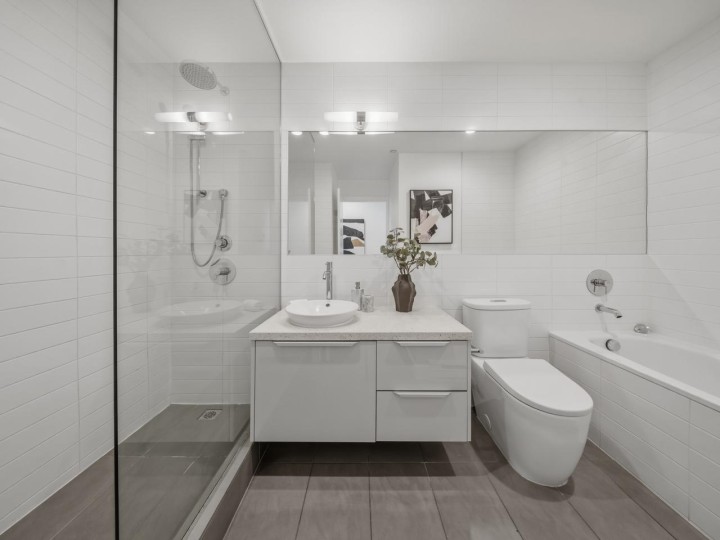 Photo 9 at 403 - 71 E Pender Street, Downtown VE, Vancouver East
