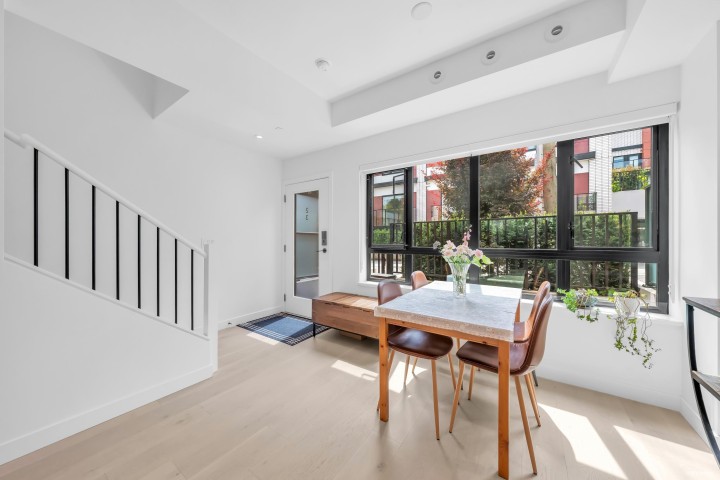 Photo 4 at 23 - 526 W 28th Avenue, Cambie, Vancouver West