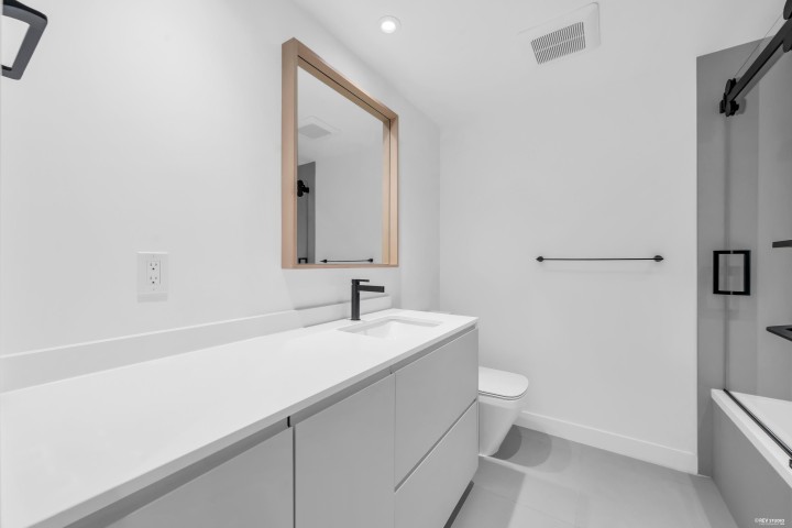 Photo 21 at 23 - 526 W 28th Avenue, Cambie, Vancouver West