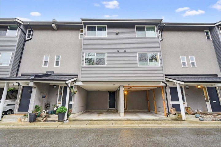 Photo 2 at 3438 Copeland Avenue, Champlain Heights, Vancouver East