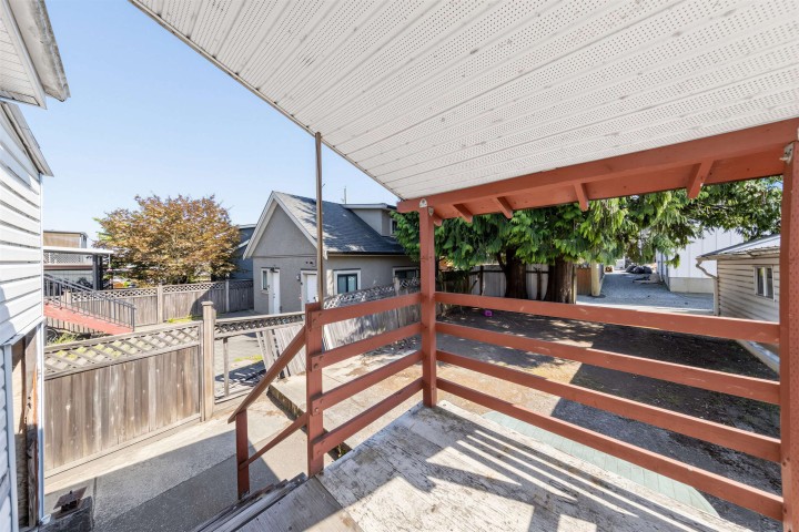 Photo 16 at 3378 E 26th Avenue, Renfrew Heights, Vancouver East