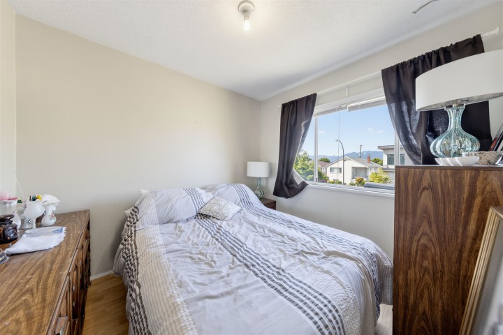 Photo 11 at 3378 E 26th Avenue, Renfrew Heights, Vancouver East