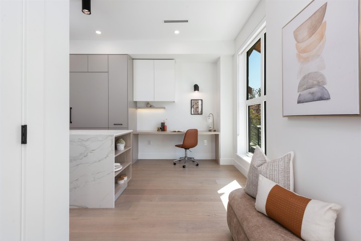 Photo 3 at 1487 W 52nd Avenue, South Granville, Vancouver West