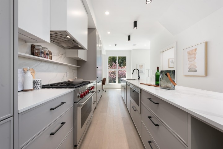 Photo 8 at 1487 W 52nd Avenue, South Granville, Vancouver West