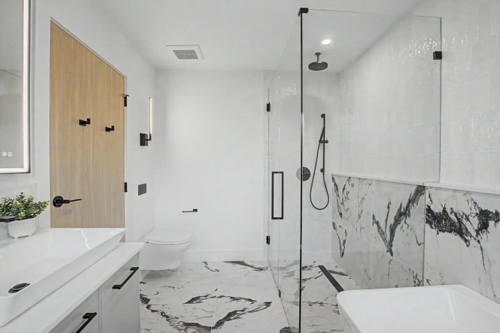 Photo 18 at 1485 W 52nd Avenue, South Granville, Vancouver West
