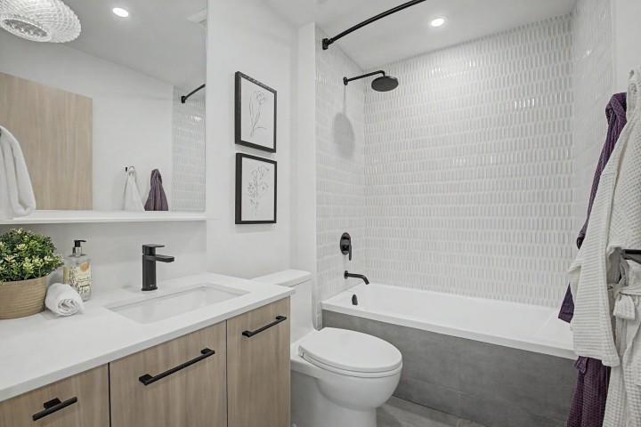 Photo 20 at 1483 W 52nd Avenue, South Granville, Vancouver West