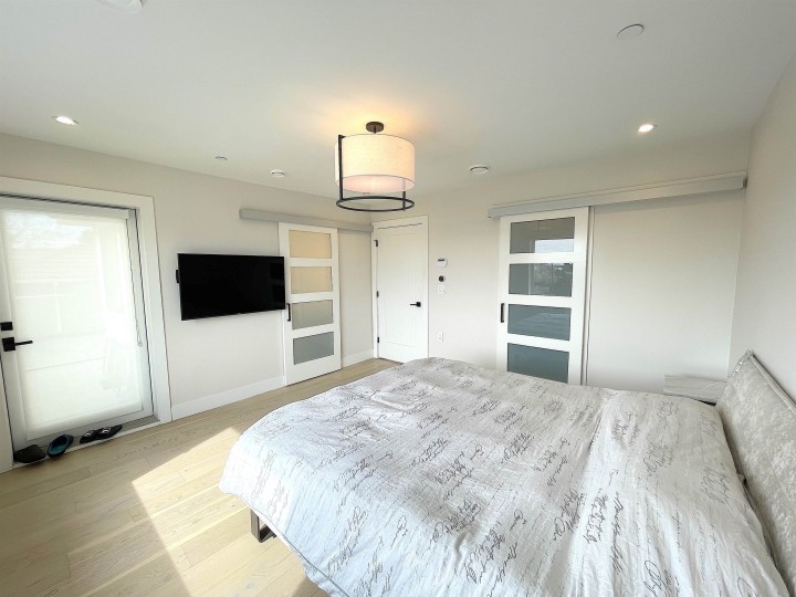 Photo 17 at 1633 Se Marine Drive, Fraserview VE, Vancouver East