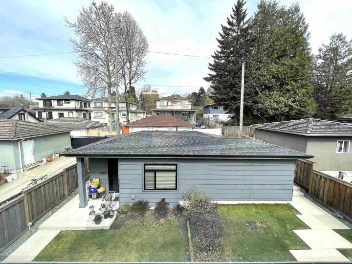 Photo 36 at 1633 Se Marine Drive, Fraserview VE, Vancouver East
