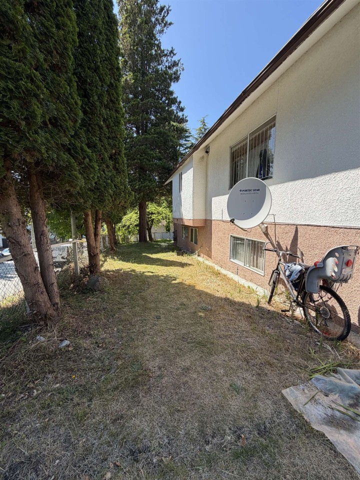 Photo 4 at 5895 Cree Street, Main, Vancouver East