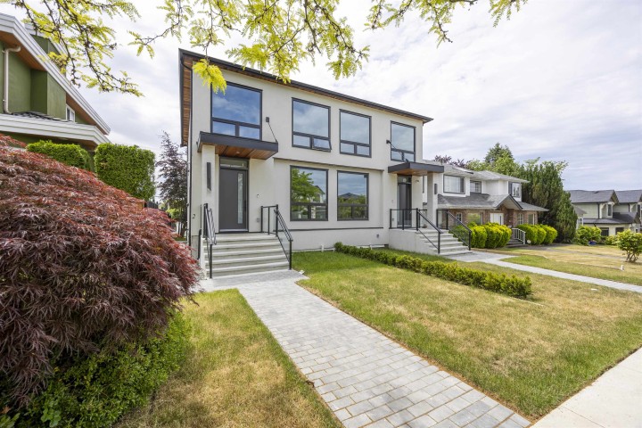 Photo 1 at 2230 W 21st Avenue, Arbutus, Vancouver West