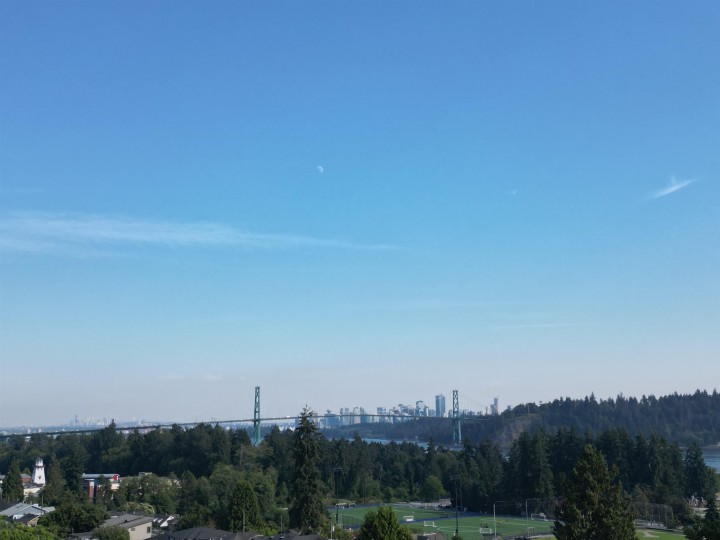 Photo 3 at 1202 Duchess Avenue, Ambleside, West Vancouver