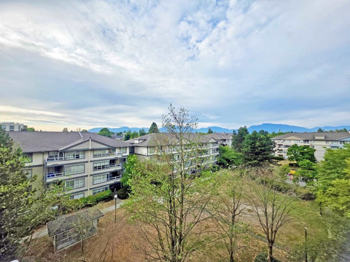 Photo 11 at 607 - 3455 Ascot Place, Collingwood VE, Vancouver East