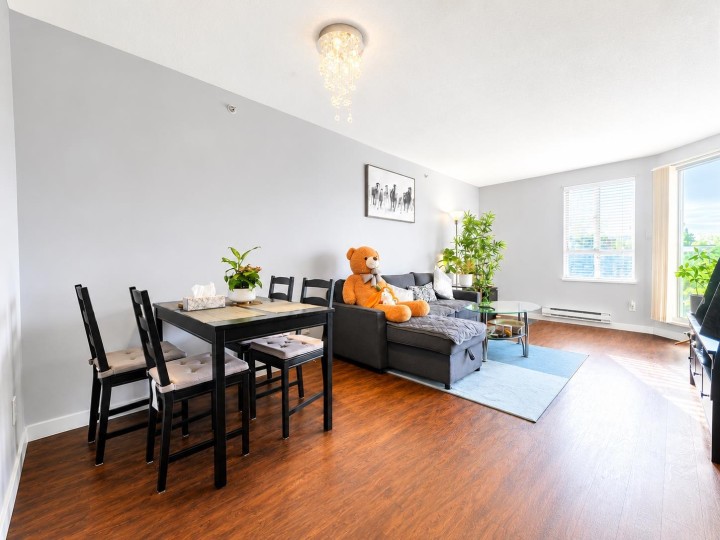Photo 4 at 607 - 3455 Ascot Place, Collingwood VE, Vancouver East