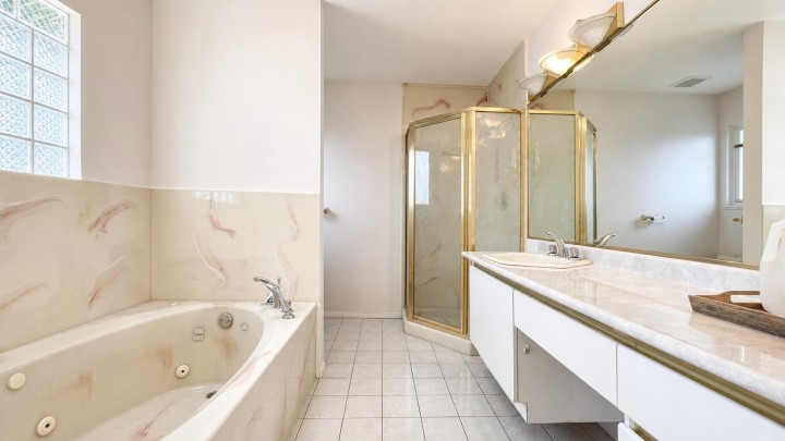 Photo 12 at 3211 Queens Avenue, Collingwood VE, Vancouver East