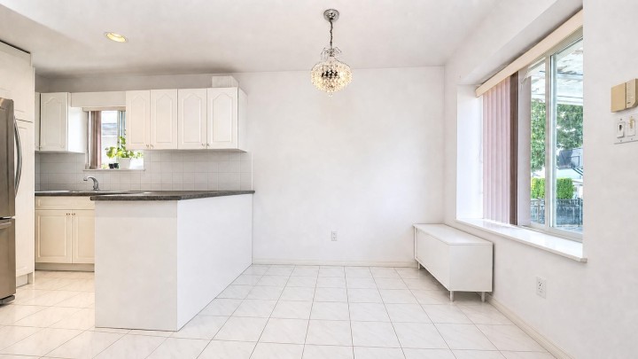 Photo 7 at 3211 Queens Avenue, Collingwood VE, Vancouver East