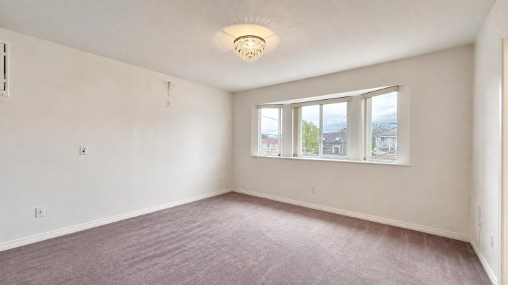 Photo 10 at 3211 Queens Avenue, Collingwood VE, Vancouver East