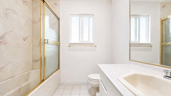 Photo 15 at 3211 Queens Avenue, Collingwood VE, Vancouver East