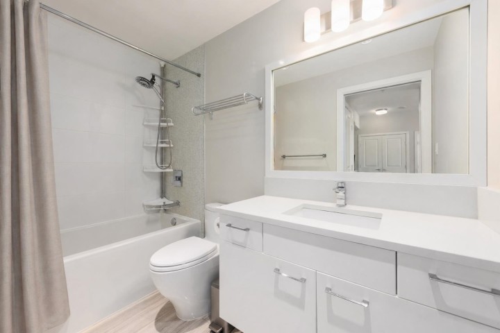 Photo 9 at 205 - 6383 Cambie Street, Oakridge VW, Vancouver West