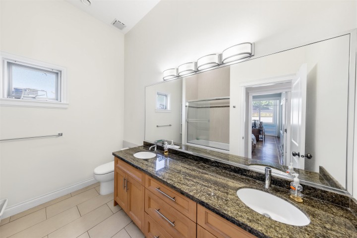 Photo 6 at 1225 Hazelton Street, Renfrew VE, Vancouver East