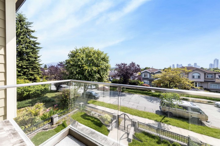 Photo 1 at 1225 Hazelton Street, Renfrew VE, Vancouver East