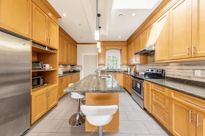 Photo 15 at 1225 Hazelton Street, Renfrew VE, Vancouver East