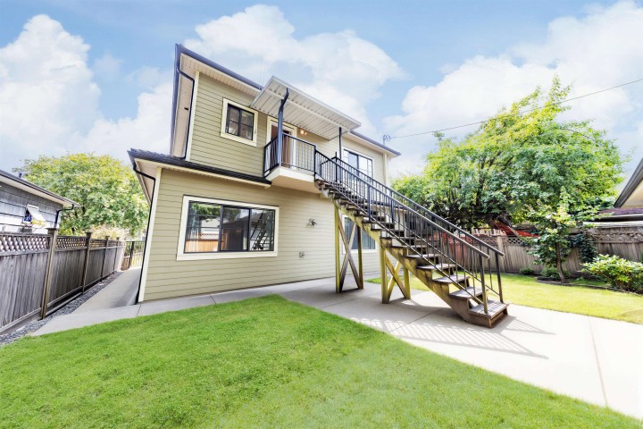 Photo 19 at 1225 Hazelton Street, Renfrew VE, Vancouver East