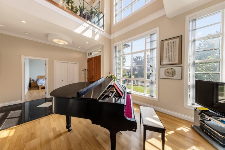 Photo 4 at 1225 Hazelton Street, Renfrew VE, Vancouver East