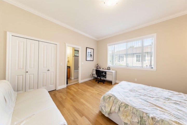 Photo 8 at 1225 Hazelton Street, Renfrew VE, Vancouver East