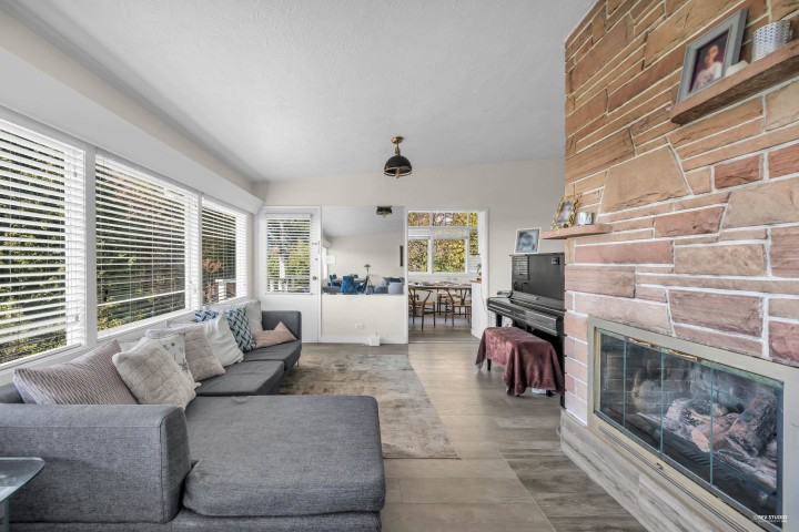 Photo 10 at 1230 Queens Avenue, British Properties, West Vancouver