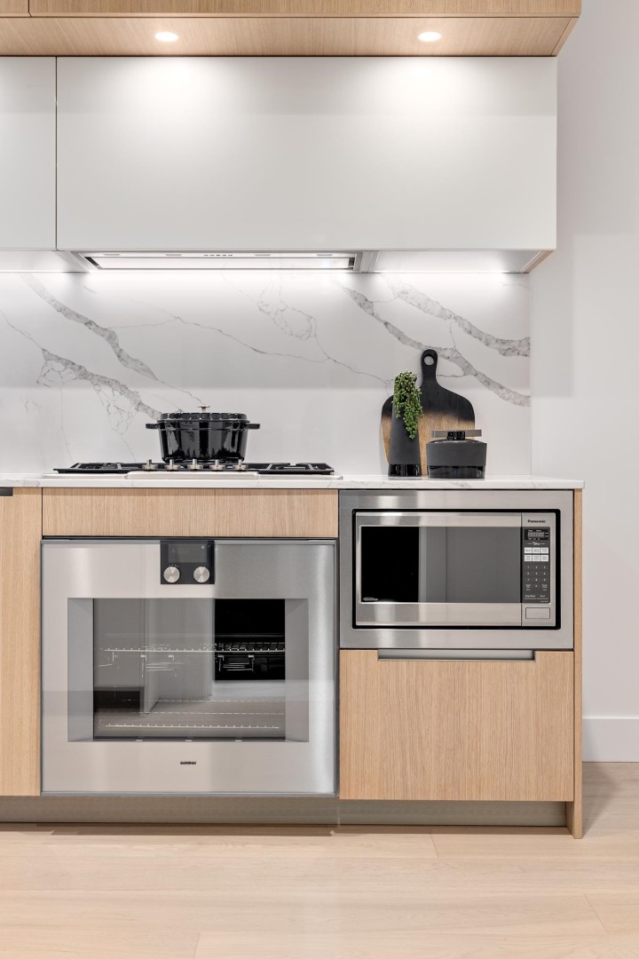Photo 6 at 402 - 2323 Fir Street, Fairview VW, Vancouver West