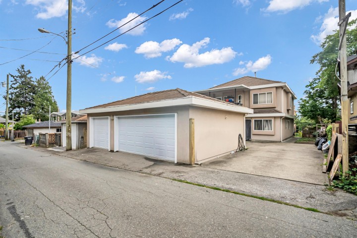Photo 33 at 331 E 61st Avenue, South Vancouver, Vancouver East