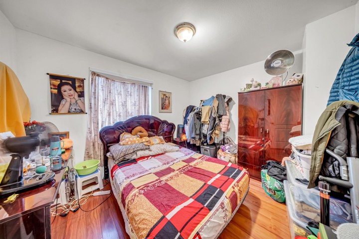 Photo 19 at 331 E 61st Avenue, South Vancouver, Vancouver East