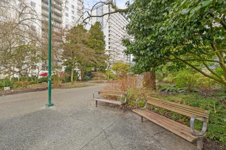 Photo 18 at 204 - 1565 Burnaby Street, West End VW, Vancouver West