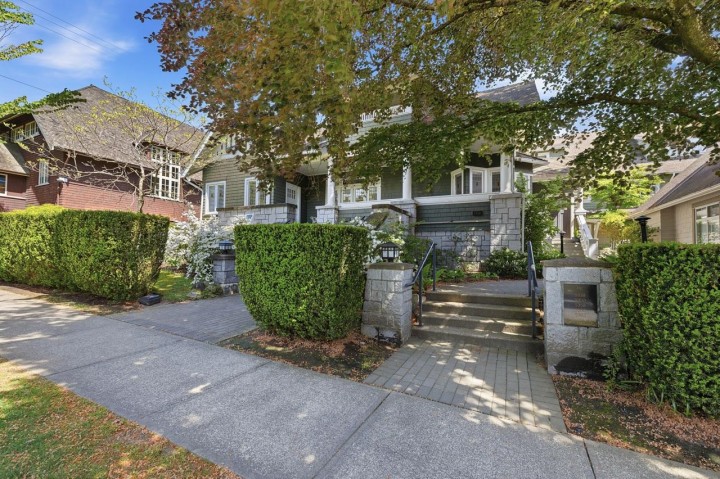 Photo 1 at 5338 Larch Street, Kerrisdale, Vancouver West