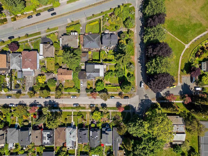 Photo 11 at 2587 Yale Street, Hastings Sunrise, Vancouver East