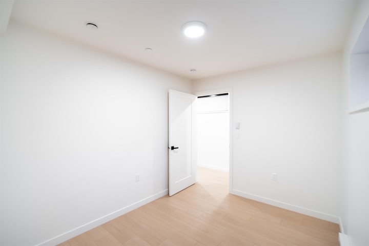 Photo 26 at 7962 Inverness Street, South Vancouver, Vancouver East