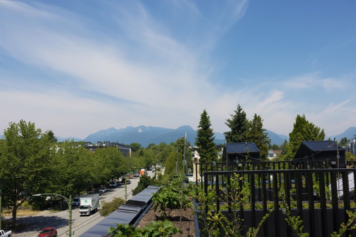 Photo 37 at 233 - 2830 Nanaimo Street, Renfrew Heights, Vancouver East