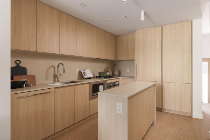 Photo 8 at 233 - 2830 Nanaimo Street, Renfrew Heights, Vancouver East