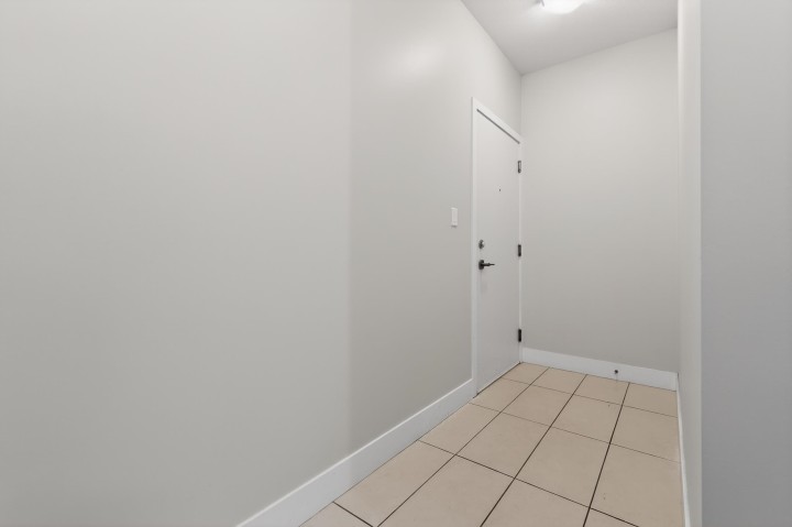 Photo 4 at 311 - 5955 Iona Drive, University VW, Vancouver West
