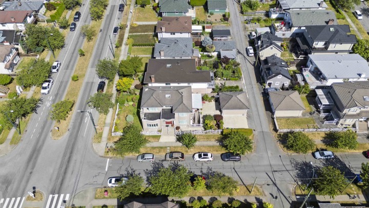 Photo 34 at 3838 Penticton Street, Renfrew Heights, Vancouver East