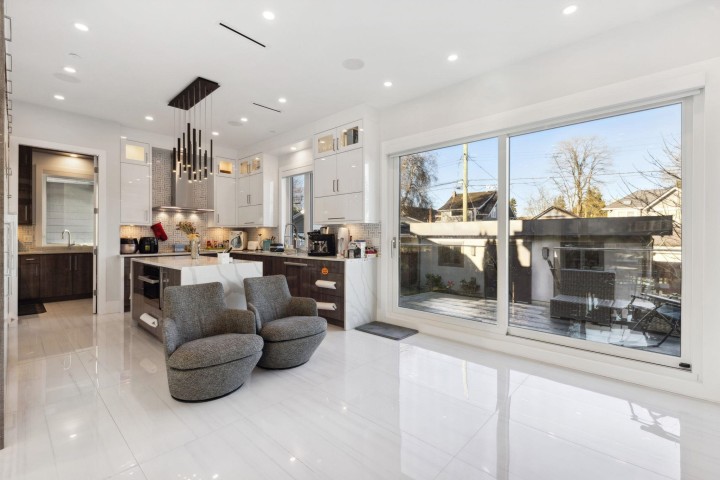 Photo 9 at 4437 W 13th Avenue, Point Grey, Vancouver West