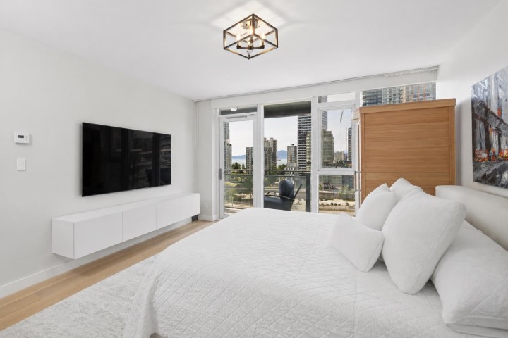 Photo 14 at 1701 - 1372 Seymour Street, Downtown VW, Vancouver West