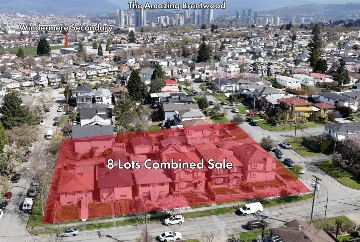 Photo 3 at 3065 Kings Avenue, Collingwood VE, Vancouver East