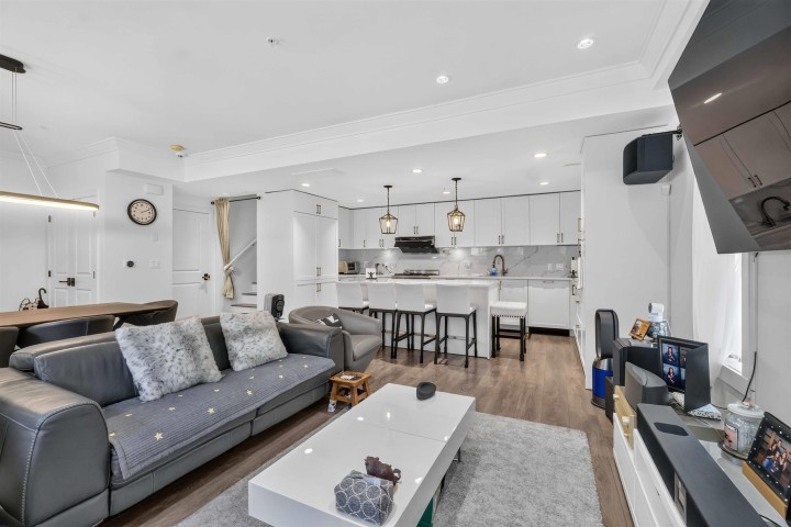 Photo 9 at 451 W 63rd Avenue, Marpole, Vancouver West