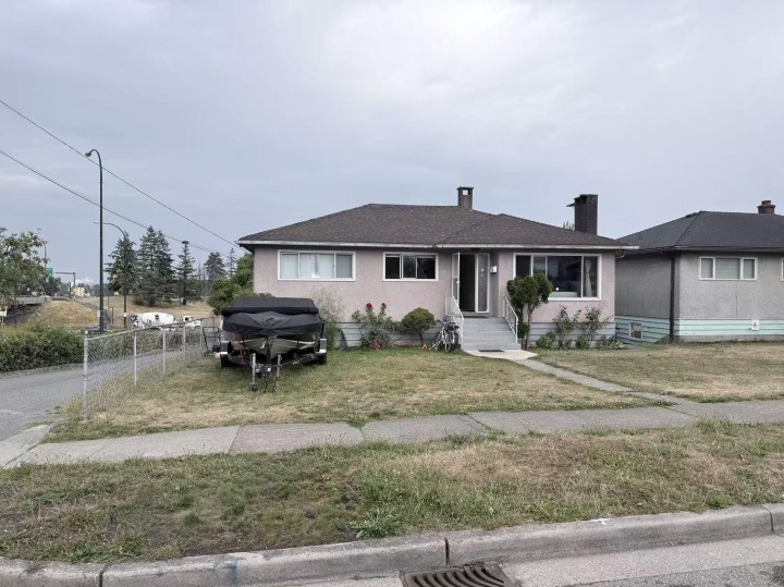 Photo 1 at 1372 E 64th Avenue, South Vancouver, Vancouver East
